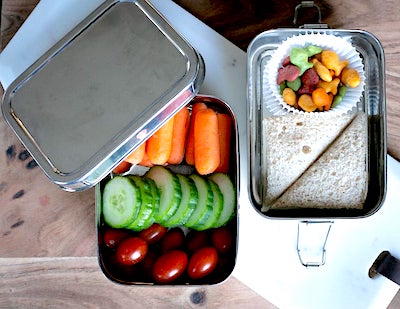 Minimalist Aesthetic Lunch Boxes • Frugal Minimalist Kitchen